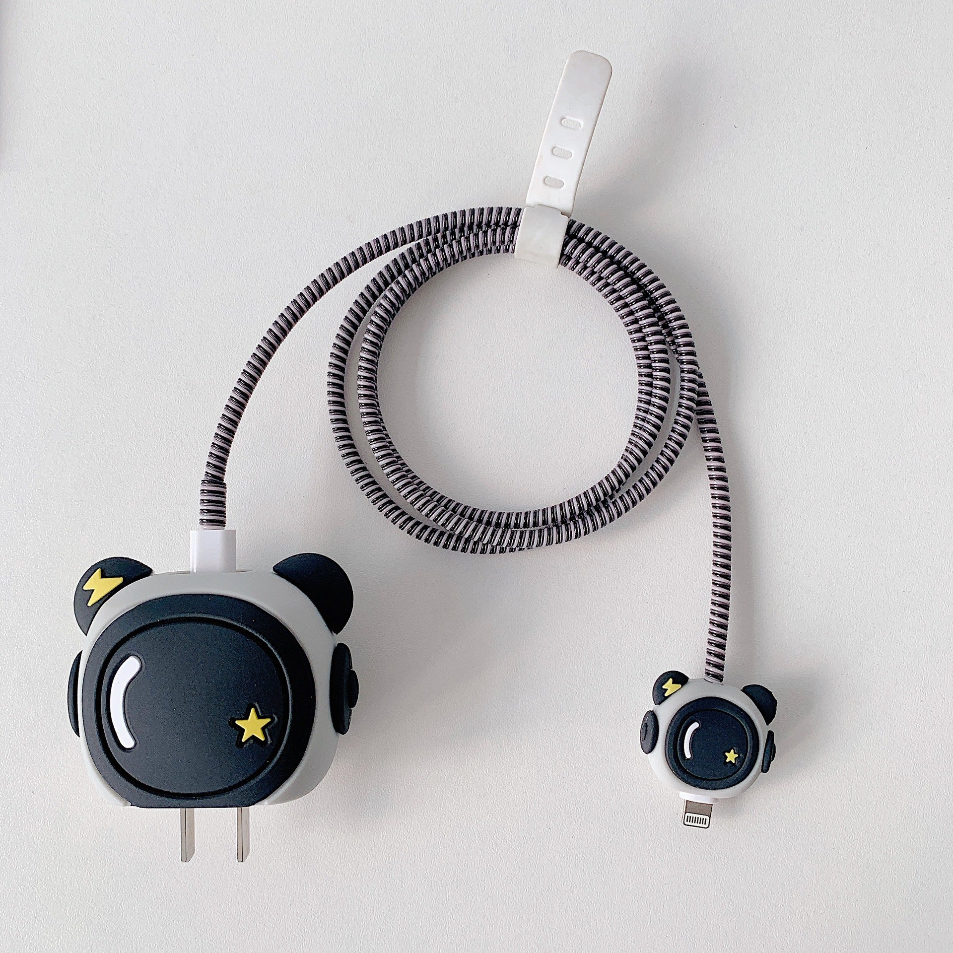 Protezione Cavo Caricatore Astronauta - Rendtronics