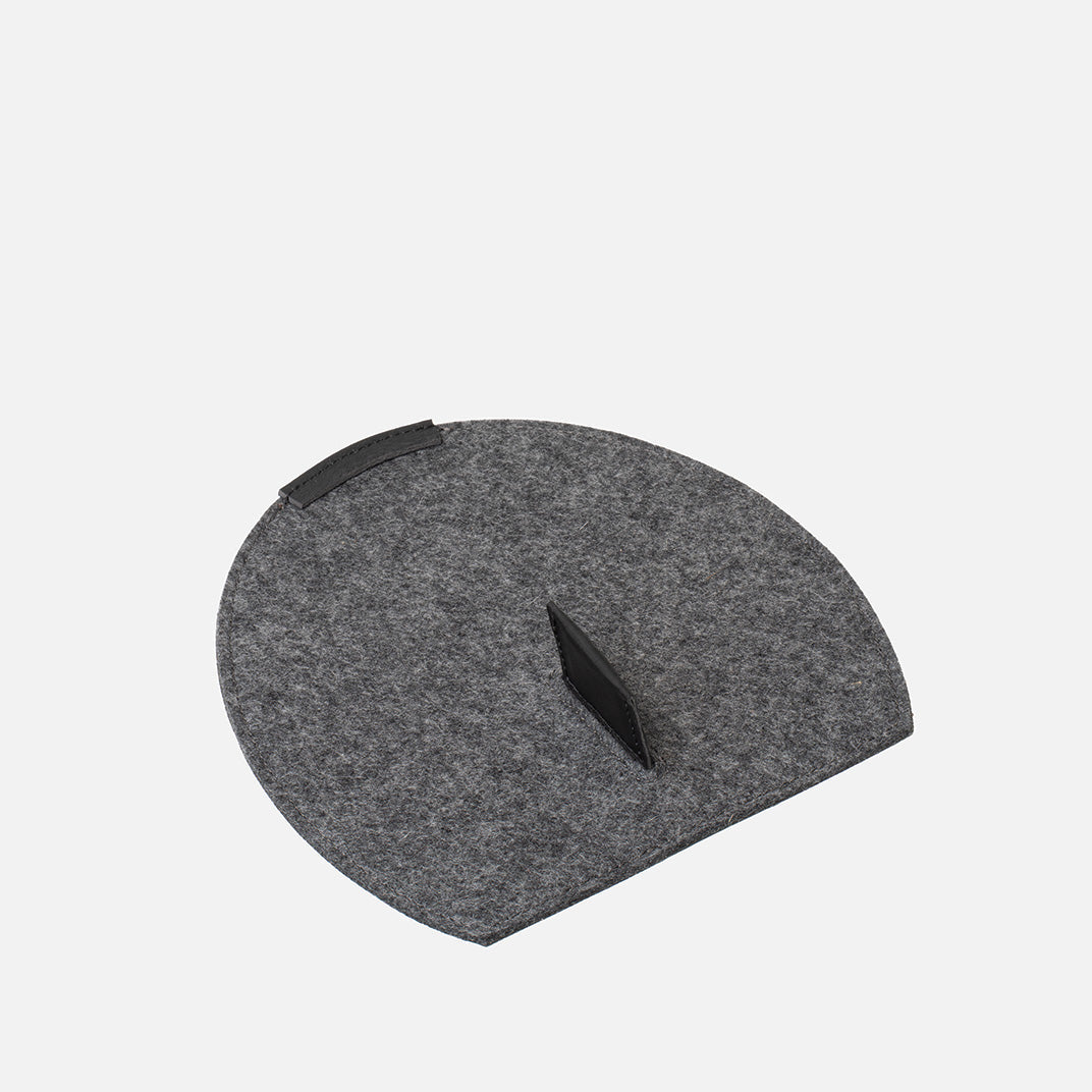 Merino Felt Rest Station 2.0 for AirPods Max by Geometric Goods