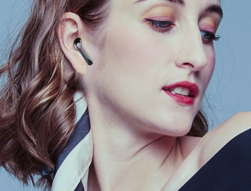 The New Bluetooth Black Tech E-sports Headset - Rendtronics