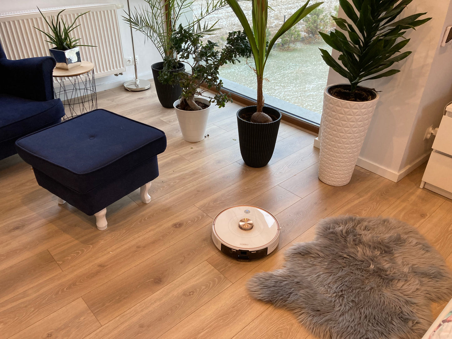 Cleaning robot vacuum cleaner COBBO PRO 27 UV by COBBO Robotics