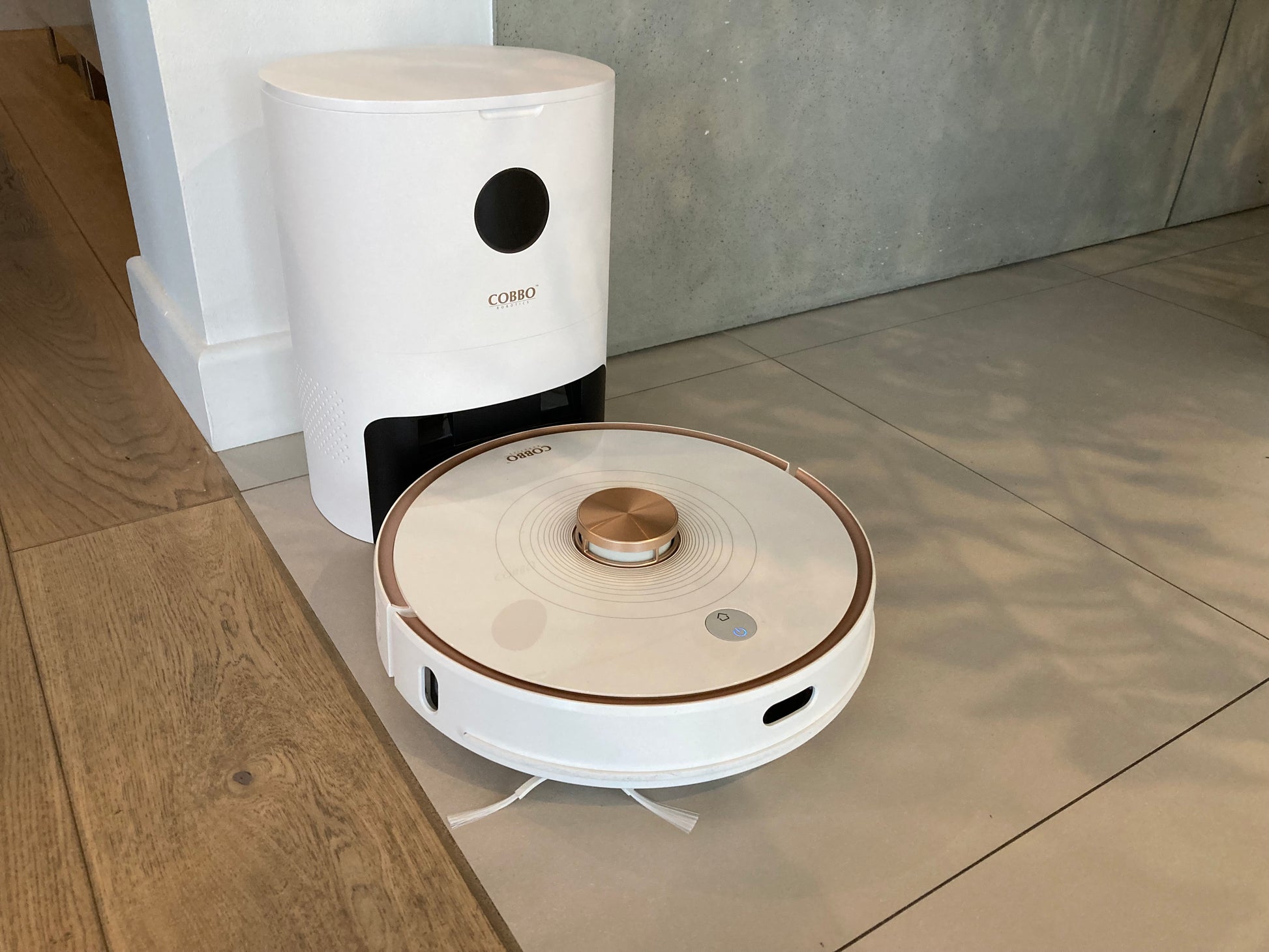 Cleaning robot vacuum cleaner COBBO PRO 27 UV by COBBO Robotics